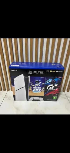 Ps5 slim com 2 controles