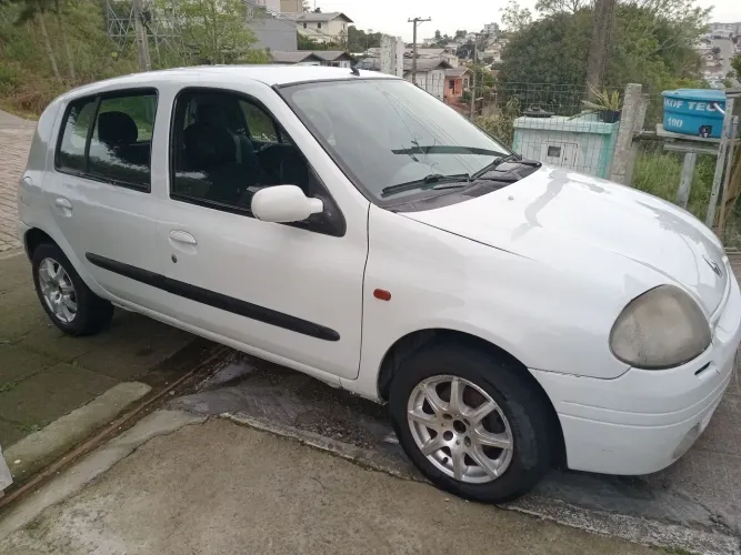 Renault Clio RN 1.6 5P 2000