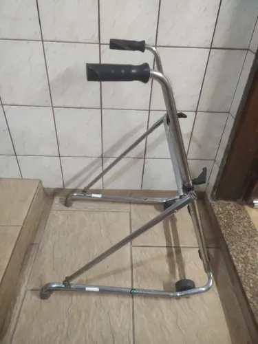 Andador