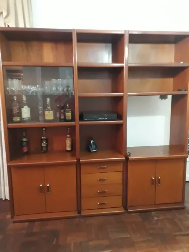 Estante em Madeira
