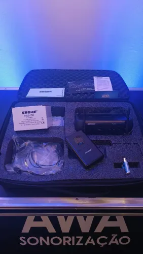 Microfone Headset Profissional Digital Sem Fio Shure PGXD14/PGA31