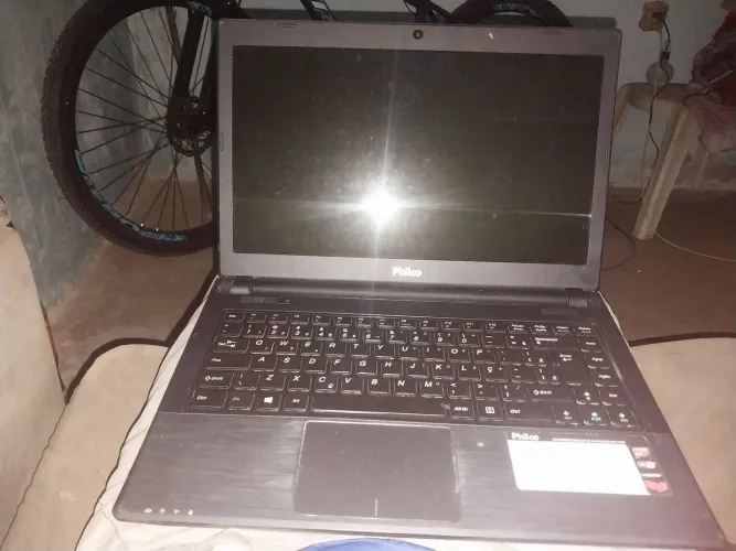 Notebook Philips. Com defeito