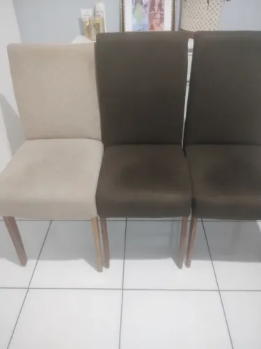Vendas de cadeiras semi novas, as 4cadeiradas por esse valor anunciado