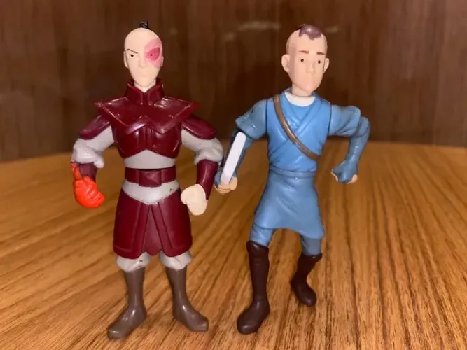 Bonecos Avata coleção:  A lenda de Aang ( Zuko e Sokka )