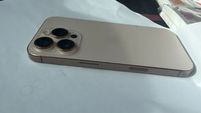 iPhone 16 Pro