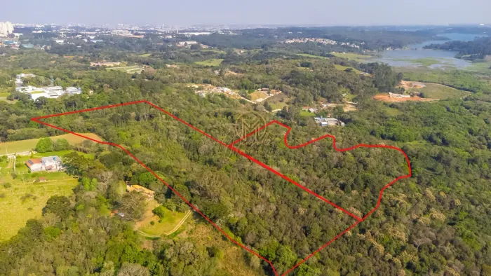 Terreno exclusivo de 62.000 m² à venda na APA Passaúna  Curitiba