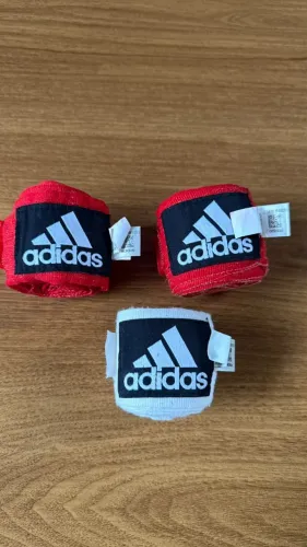 Par de Bandagens Adidas 3,5m - Vermelha e Branca