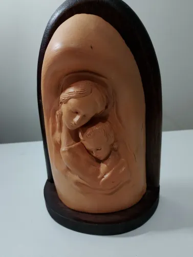 Escultura Sacra Em Terracota - Nossa Senhora Com Menino Jesus