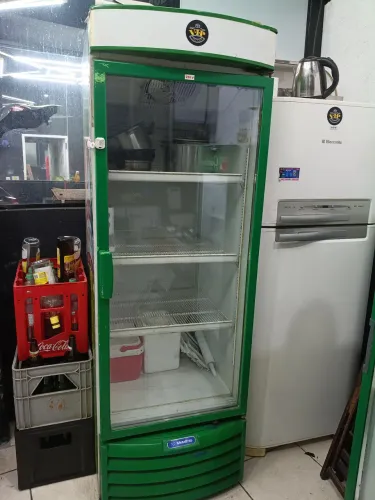 Geladeira Expositora Metalfrio 558L
