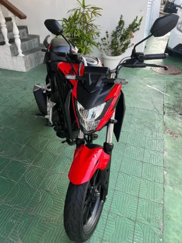 CB 300 TWISTER