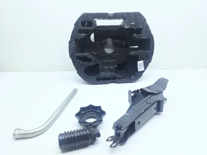 Kit Estepe C Ferramenta Vw Jetta 2.0 2016 5c0012115