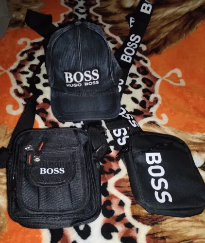 PROMOÇÃO ! Lindo kit bolsinhas e bonés 