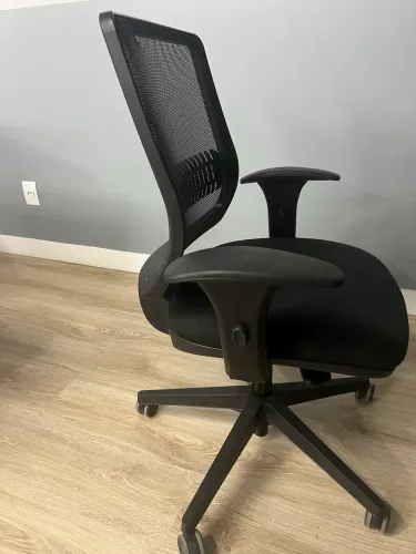 Cadeira de escritório ortopédica Flexform
