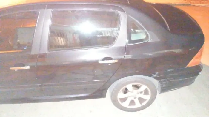 Peugeot 307 Sed. Presence 1.6 Flex 16V 4P 2008