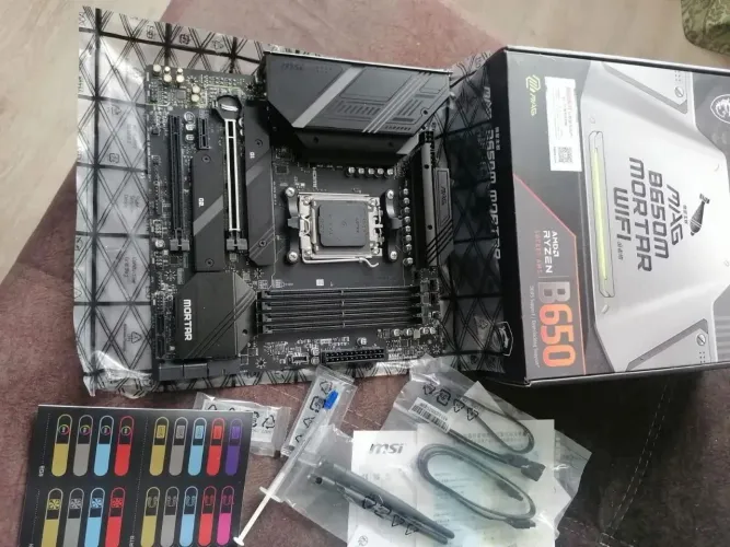 Kit placa mãe e processador am5
