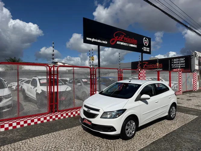 Chevrolet Onix Hatch LT 1.4 8V Flex Power Aut. 4P 2015