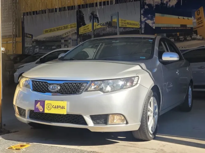 Kia Motors Cerato 1.6 16V Flex Aut. 2012