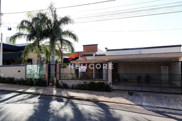 Casa de condomínio em Rua Ronald Remondy - Jardim Tenis Clube - Olímpia/SP