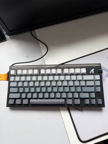 teclado magnético attack shark