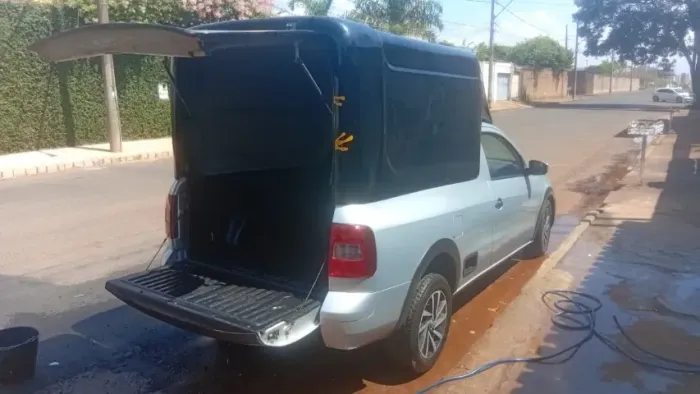 Fazemos pequenos fretes em uberlandia e toda região,  temos veículo fechado e aberto 
