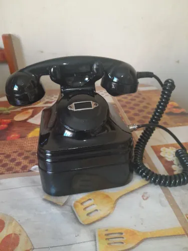 VENDO ANTIGO TELEFONE DE BAQUELITE