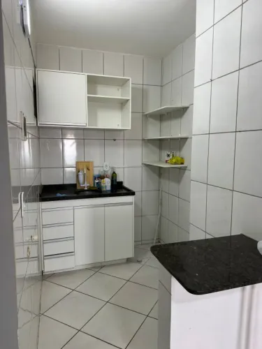 Aluga-se apartamento de 1 quarto