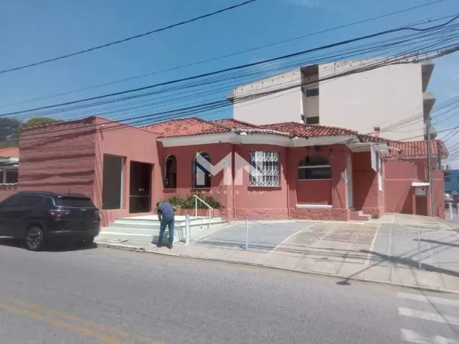 Ponto Comercial para Venda e Locação 515m²