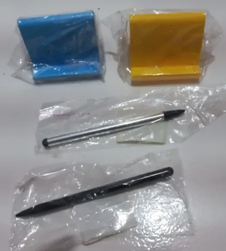 Kit Suporte Smartphone/Tablet e Caneta Touch