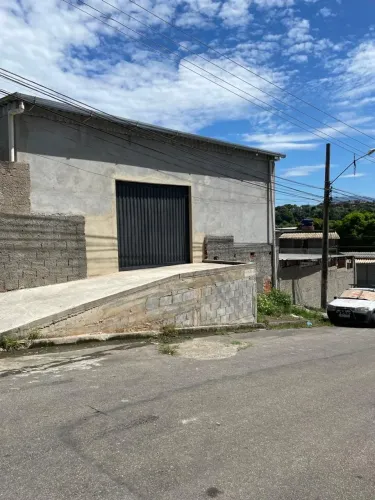 ALUGO GALPÃO 150M2
