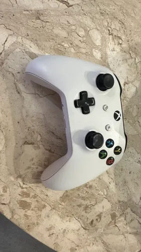 Controle joystick sem fio Microsoft Xbox wireless controller Xbox One white