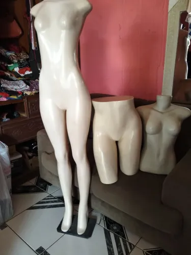 Manequins