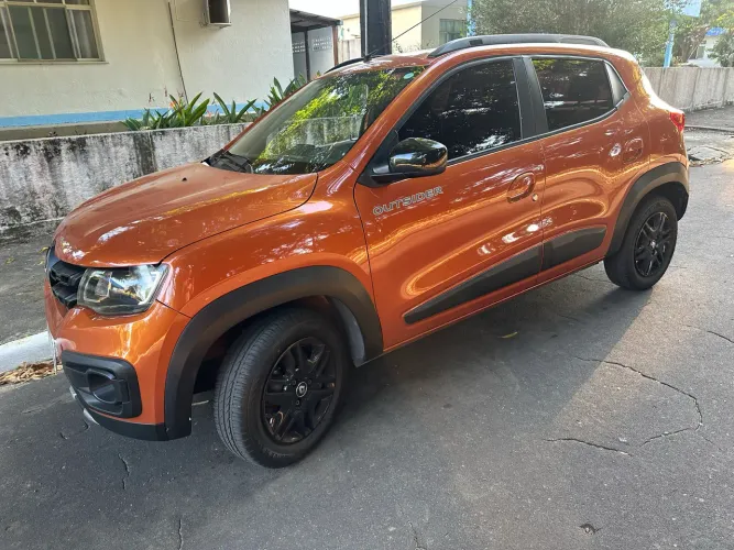 Renault Kwid Outsider 1.0 Flex 12V 5P Mec. 2020