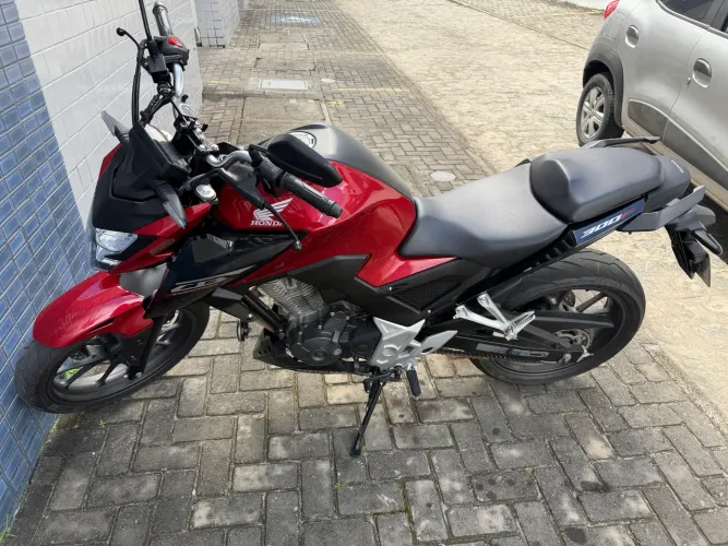 CB TWISTER 300 ABS