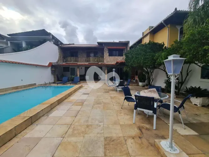 Casa para Venda em Rio de Janeiro / RJ no bairro Barra da Tijuca