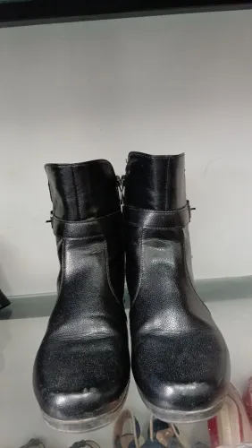 Bota preta Moncity (número 38)
