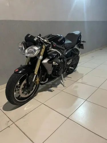 STREET TRIPLE 675 ( ACEITO TROCA E PROPOSTA) 