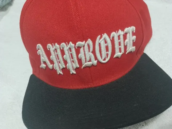 Boné Approve vermelho skate