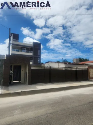 Apartamento 2 Quartos com 1 Suíte e 62m² - Jaguaribe