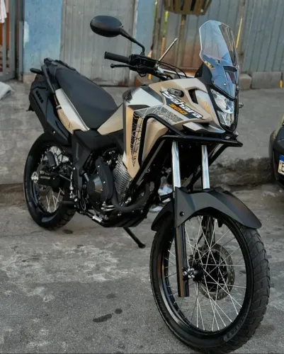 Vendo sahara 300 adventure nova