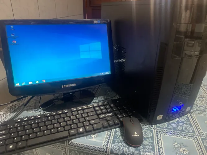 Computador completo semi novo