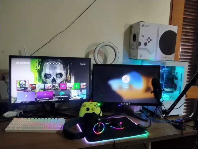 Pc gamer completo e Xbox séries s com dois controle 