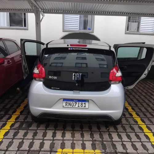 Fiat Mobi Like 1.0 Fire Flex 5P. 2022