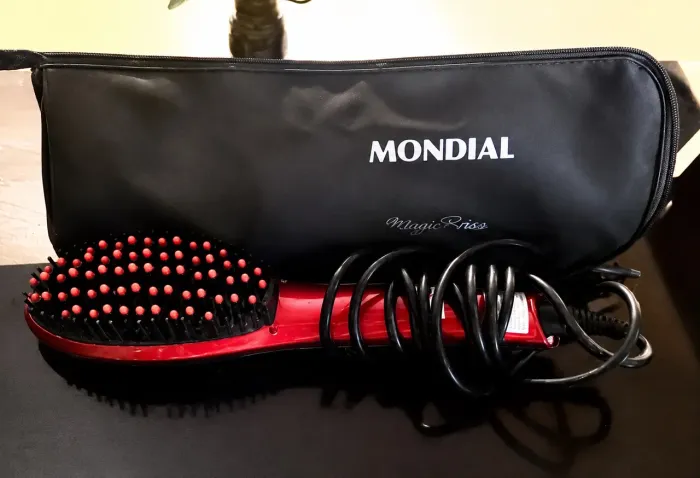Escova Alisadora Mondial Magic Brush Bivolt com Case Original