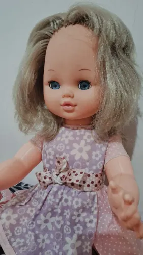 Boneca Carina da estrela 50 cm