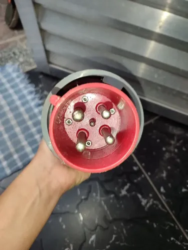 PLUG MACHO 3P+T 63A S/O 380/440V IP67 - PLP-4576