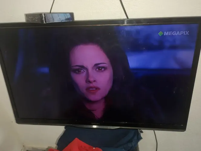 Eu estou vendendo uma tv 32 polegadas