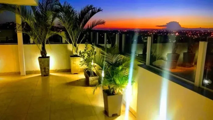 COBERTURA DUPLEX - LOCAÇÃO (ou venda) | 220 m² | 4 QUARTOS | TODOS OS SANTOS