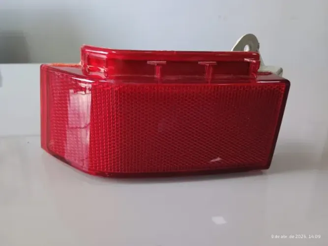 REFLETOR PARA-CHOQUE TRASEIRO MERIVA 2005 A 2012 LE ORIGINAL