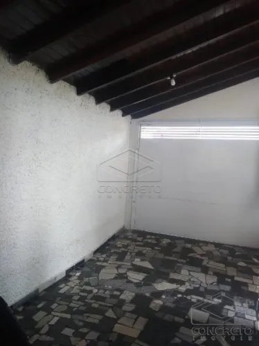Casa Padrão em Lençóis Paulista