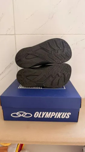 Sandália olimpikus